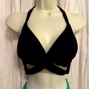 Shade and Shore black Bikini Top size Medium